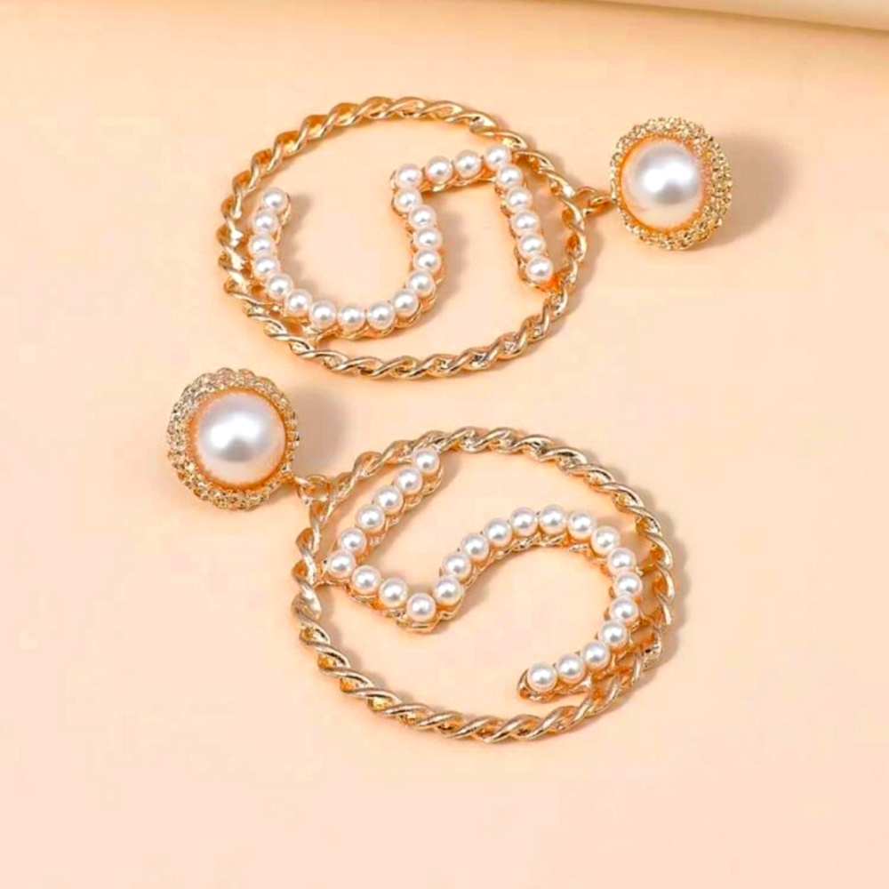 Number five - Picture 2 of 2